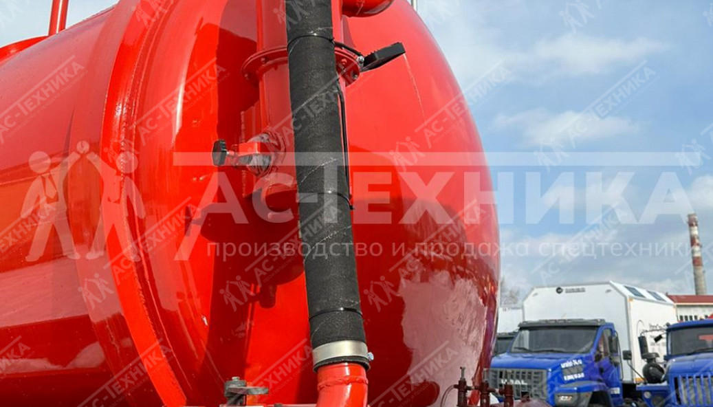 Автоцистерна АКН-10ОД на шасси КАМАЗ 43118-48 (Евро-5)