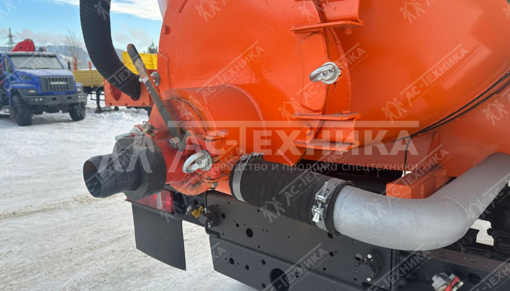 Автоцистерна МВ-10 на шасси Урал NEXT 4320-6952-72Е5 (Евро-5)