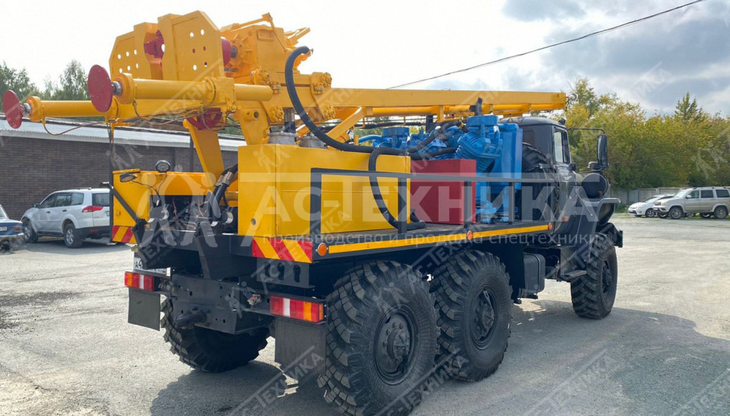 Буровая установка УРБ-2А2У на шасси Урал 4320-60E5