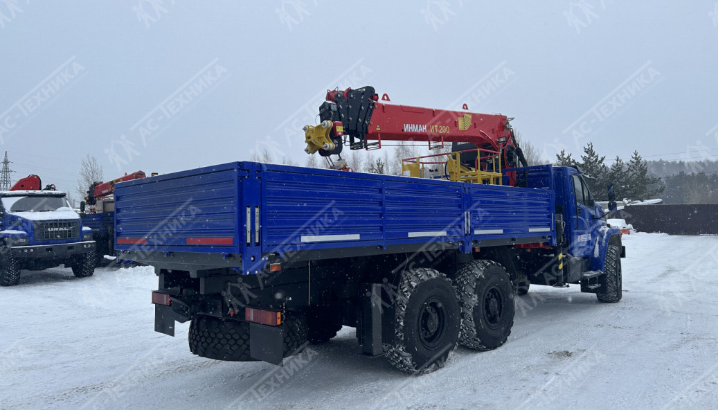 Автомобиль бортовой с КМУ ИТ-200 на шасси Урал NEXT 4320-72Е5Г38 (Евро-5)