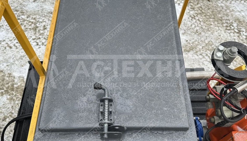 Агрегат кислотной обработки скважин СИН-32 на шасси Урал 4320-4972-80Е5 (Евро-5)