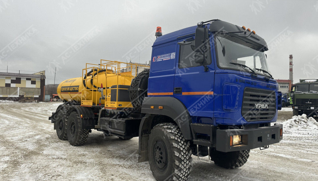 Агрегат кислотной обработки скважин СИН-32 на шасси Урал 4320-4972-80Е5 (Евро-5)
