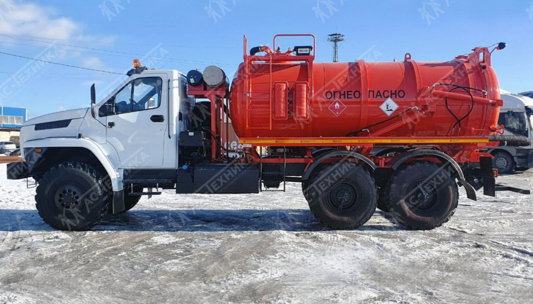 Автоцистерна АКНС-10 на шасси Урал NEXT 4320-72Е5 (насос PVT-200)