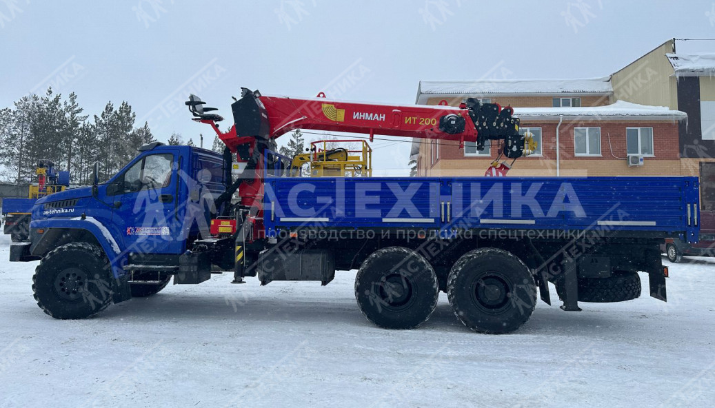 Автомобиль бортовой с КМУ ИТ-200 на шасси Урал NEXT 4320-72Е5Г38 (Евро-5)