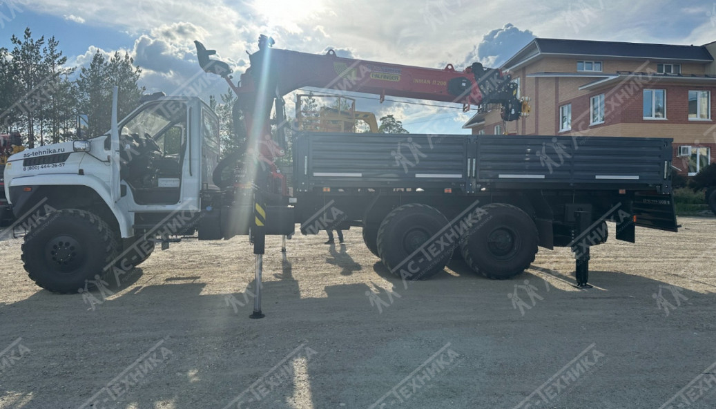 Автомобиль бортовой с КМУ ИТ-200 на шасси Урал NEXT 4320-72Е5Г38 (Евро-5)