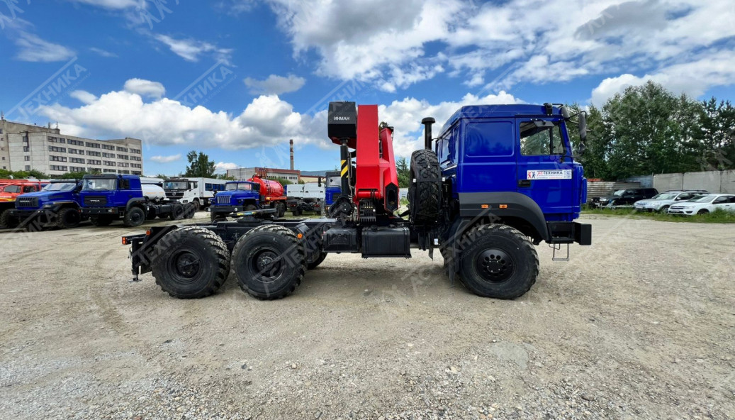 Седельный тягач Урал 44202-3511-82 с КМУ ИМ-320 (Евро-5)