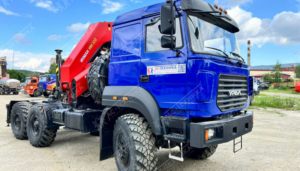 Седельный тягач Урал 44202-3511-82 с КМУ ИМ-320 (Евро-5)