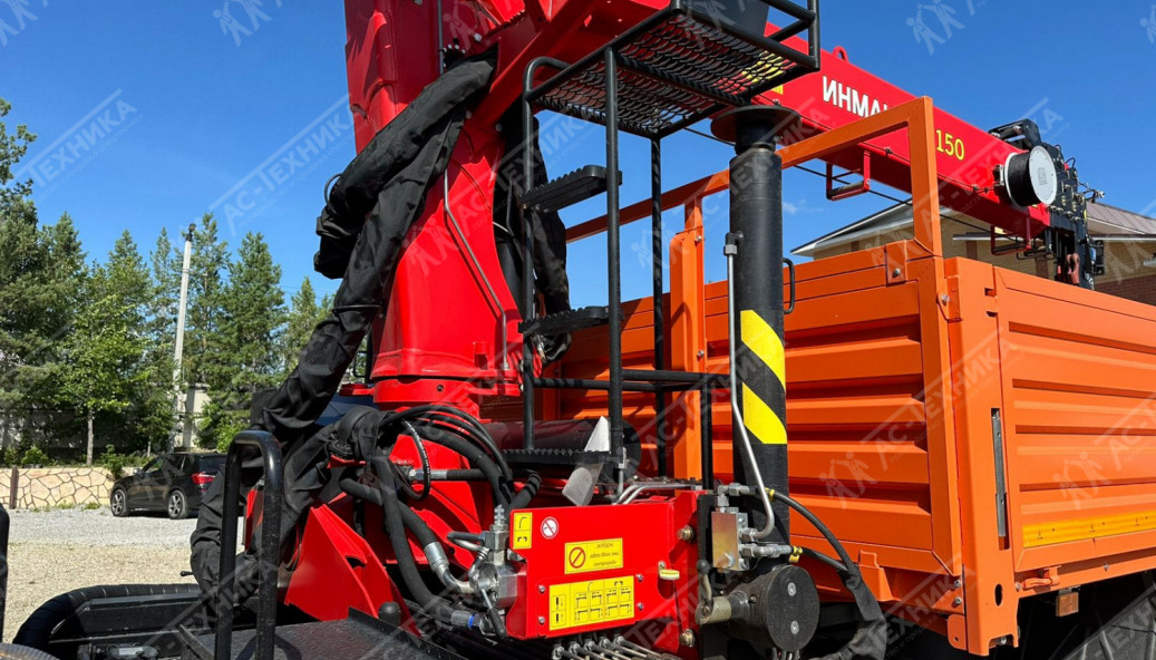Автомобиль бортовой с КМУ ИНМАН ИТ-150 на шасси КАМАЗ 43118-50 (Евро-5)