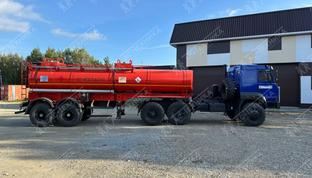 Седельный тягач Урал 44202-3511-82Е5 (Евро-5)