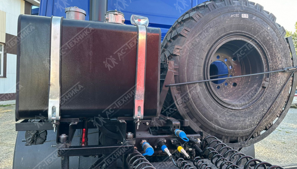 Седельный тягач Урал 44202-3511-82Е5 (Евро-5)
