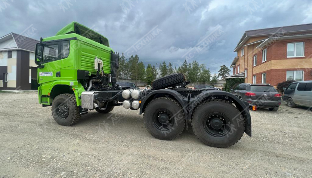 Седельный тягач SHACMAN 6x6, X3000 (SX42586W385C)