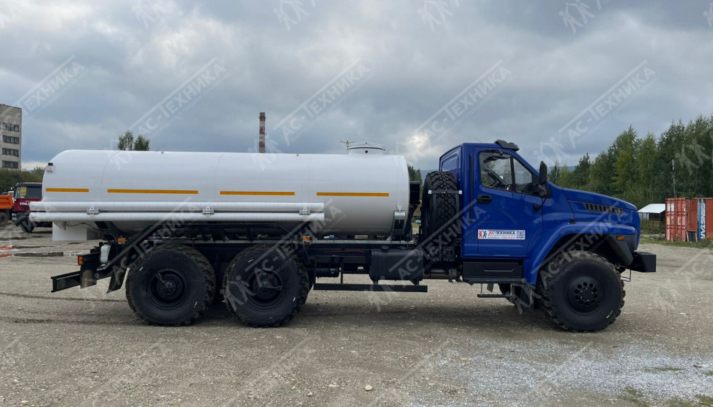 Автоцистерна пищевая АЦПТ-9,5 на Урал NEXT 4320-6952-72Е5 (Евро-5)