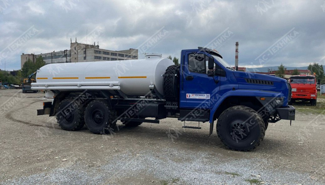 Автоцистерна пищевая АЦПТ-9,5 на Урал NEXT 4320-6952-72Е5 (Евро-5)
