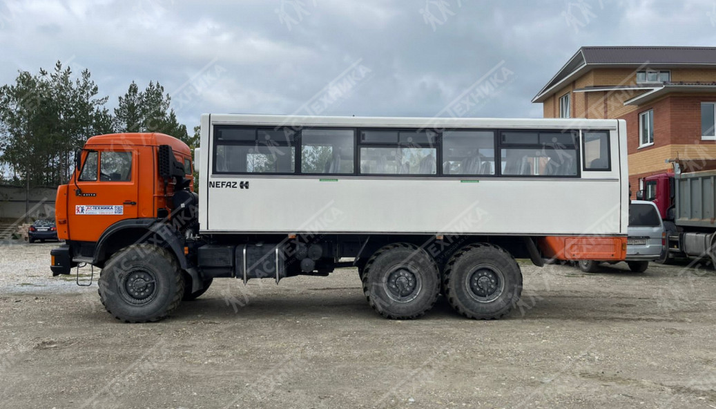 Вахтовый автобус (4208-022-15) КАМАЗ 43114-15 (28+2 места) (Евро-2)