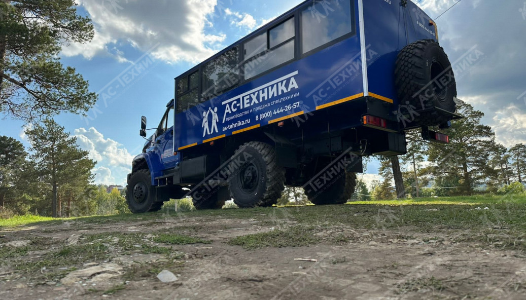 Вахтовый автобус Урал NEXT 32552-73Е5 (20 мест) (Евро-5)