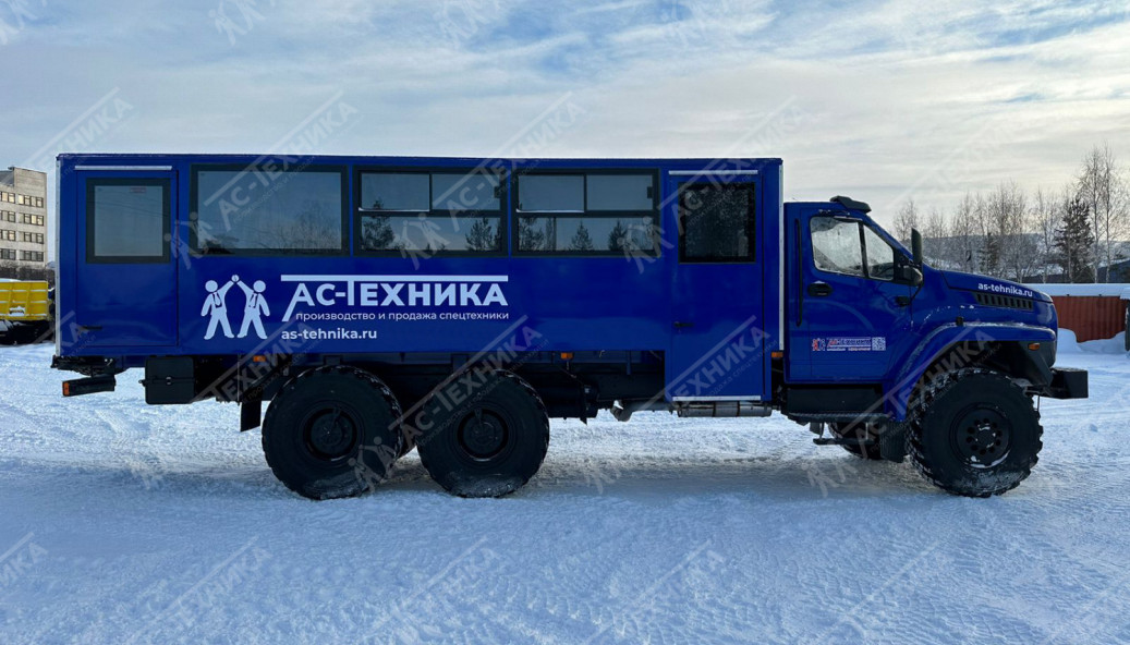 Вахтовый автобус Урал NEXT 3255-73Е5С36 (22+6 мест) (Евро-5)