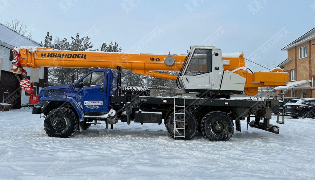 Автокран ИВАНОВЕЦ КС-45717-2Р на шасси УРАЛ NEXT (Евро-5)