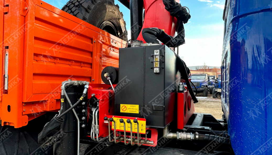 Автомобиль бортовой с КМУ ИНМАН ИТ-150 на шасси Урал 4320-60Е5 (Евро-5)