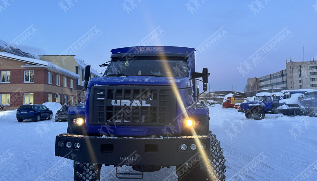 Вахтовый автобус Урал NEXT 3255-73Е5 (28 мест) (Евро-5)