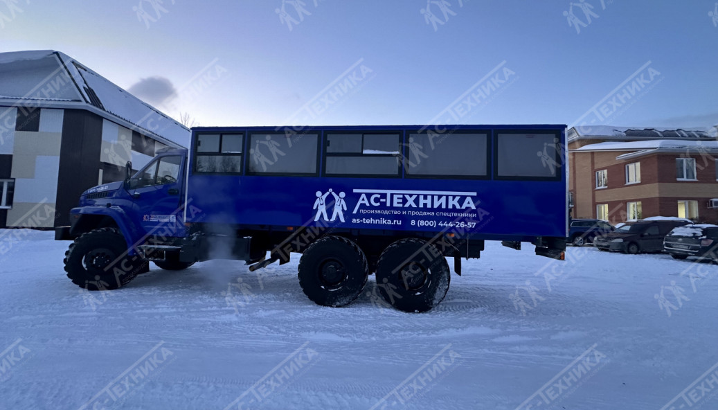 Вахтовый автобус Урал NEXT 3255-73Е5 (28 мест) (Евро-5)