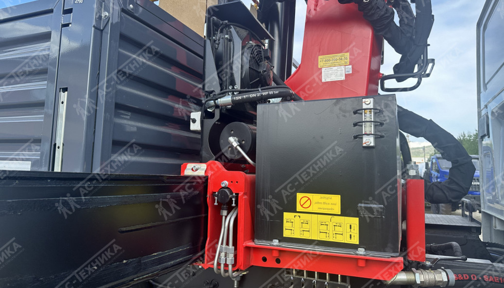 Автомобиль бортовой с КМУ ИТ-200 на шасси Урал NEXT 4320-72Е5Г38 (КПП ZF-9)