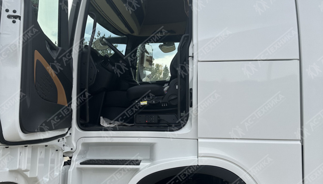 Седельный тягач SHACMAN 4х2, X6000 (SX4188YY381) 