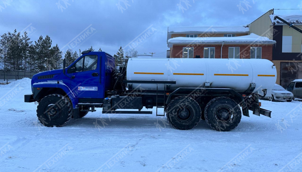 Автоцистерна пищевая АЦПТ-10 на шасси Урал NEXT 4320-74Е5 (Евро-5)