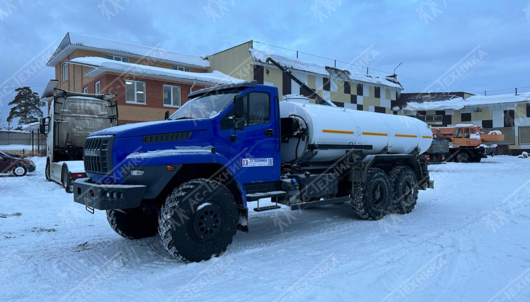 Автоцистерна пищевая АЦПТ-10 на шасси Урал NEXT 4320-74Е5 (Евро-5)