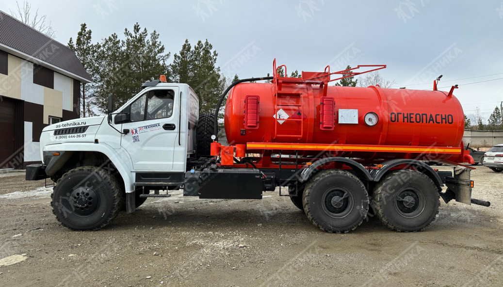 Автоцистерна АКН-10 на шасси Урал NEXT 4320-74Е5 (насос КО-505А)