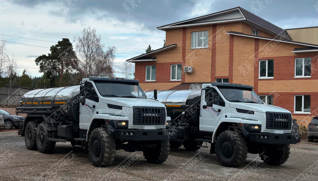 Автоцистерна пищевая АЦПТ-9,5 на шасси Урал NEXT 4320-72Е5 (Евро-5)