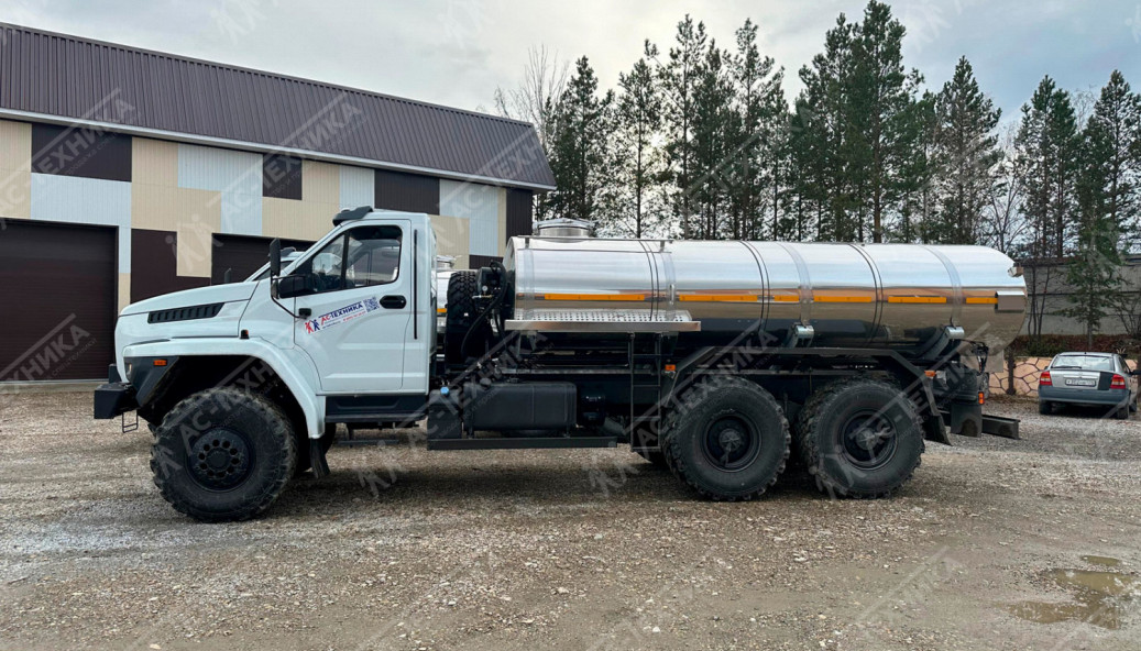 Автоцистерна пищевая АЦПТ-9,5 на шасси Урал NEXT 4320-72Е5 (Евро-5)