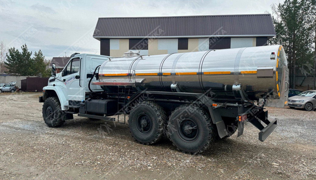 Автоцистерна пищевая АЦПТ-9,5 на шасси Урал NEXT 4320-72Е5 (Евро-5)