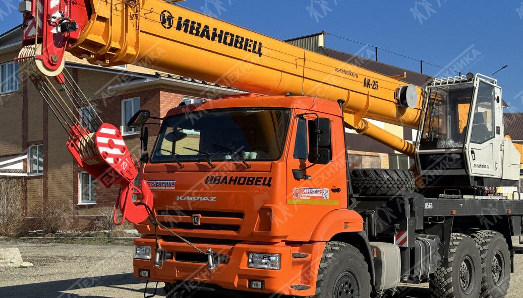 Автокран ИВАНОВЕЦ КС-45717К-3Р на шасси КАМАЗ 43118-50 (КПП-154)