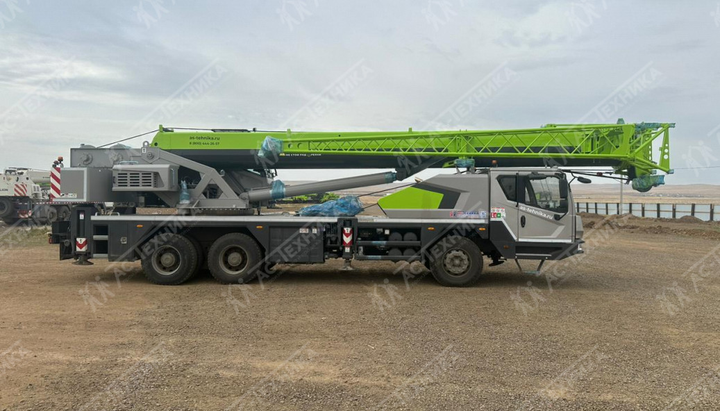 Автокран ZOOMLION ZTC300V, 6х4, 30 т