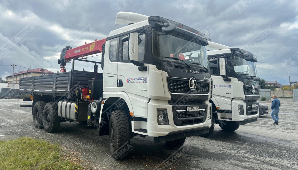 Автомобиль бортовой с КМУ Инман ИТ-150 на шасси SHACMAN SX32586V385