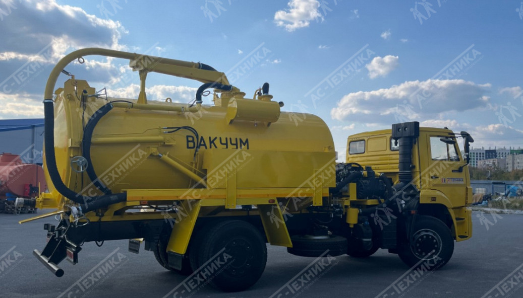 Илососная машина объемом 10 м3 на шасси КАМАЗ 53605-48