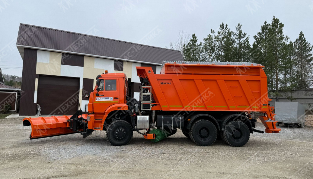 КДМ на шасси КАМАЗ 6522