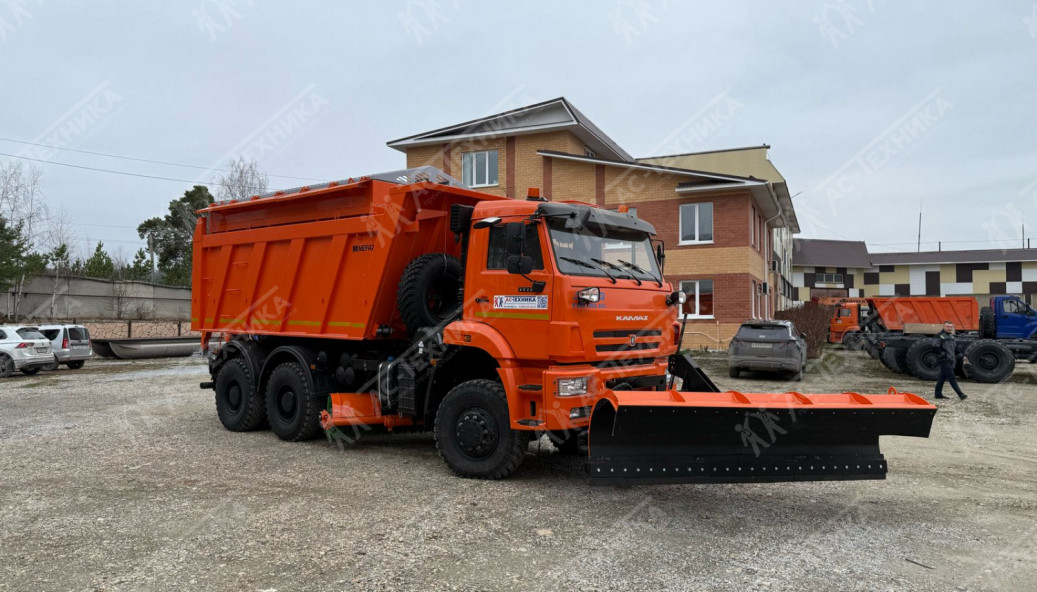 КДМ на шасси КАМАЗ 6522