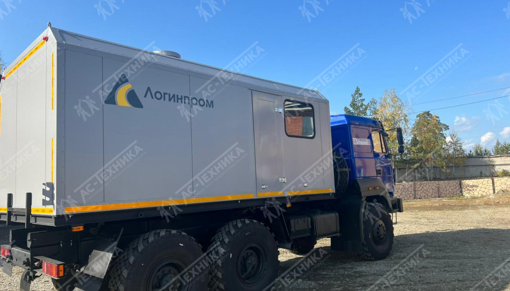 ППУА 1600/100 на шасси Урал (бескапотный)