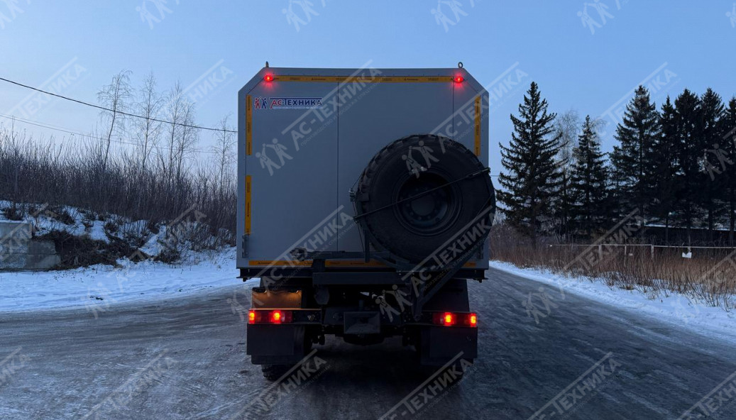 ППУА 1600/100 на шасси Урал NEXT 4320-74Е5 (насос 1,1 ПТ25, спальник)