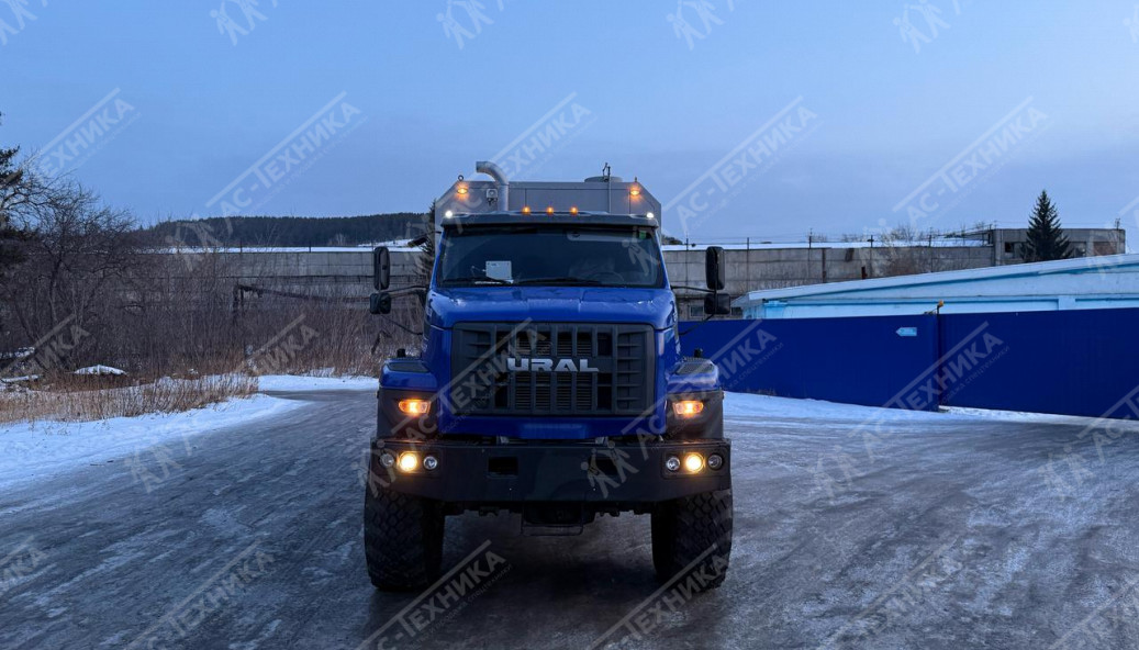 ППУА 1600/100 на шасси Урал NEXT 4320-74Е5 (насос 1,1 ПТ25, спальник)