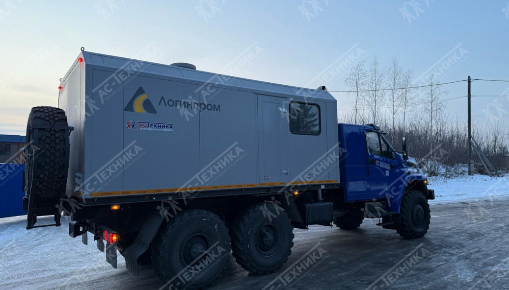 ППУА 1600/100 на шасси Урал NEXT 4320-74Е5 (насос 1,1 ПТ25, спальник)