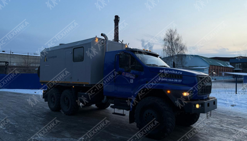 ППУА 1600/100 на шасси Урал NEXT 4320-74Е5 (насос 1,1 ПТ25, спальник)