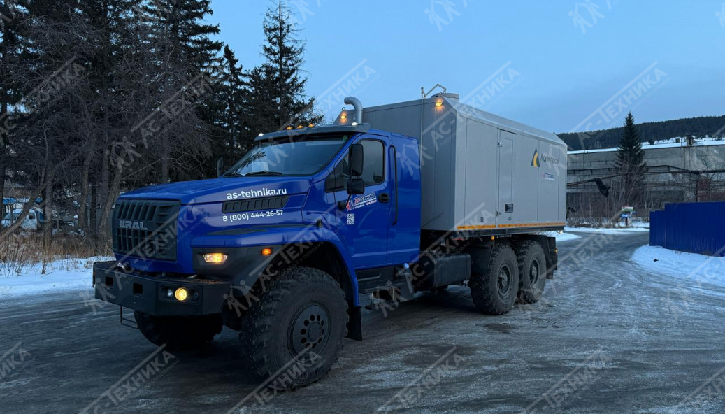 ППУА 1600/100 на шасси Урал NEXT 4320-74Е5 (насос 1,1 ПТ25, спальник)
