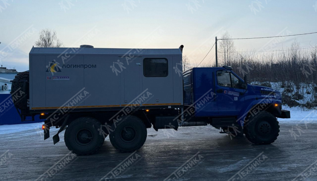 ППУА 1600/100 на шасси Урал NEXT 4320-74Е5 (насос 1,1 ПТ25, спальник)