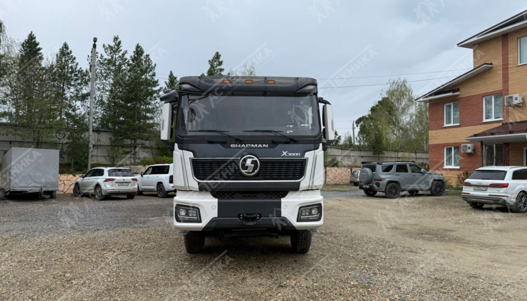 Самосвал SHACMAN SX331863366 8х4