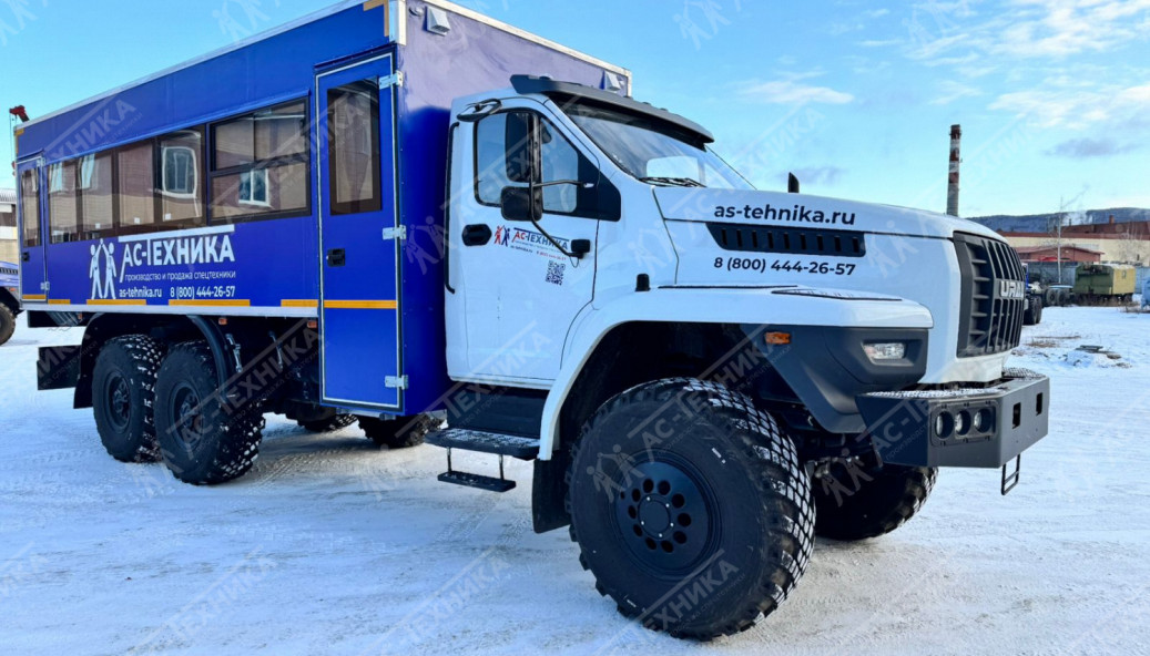 Вахтовый автобус Урал NEXT 4320-74Е5 (28 мест) (Евро-5)