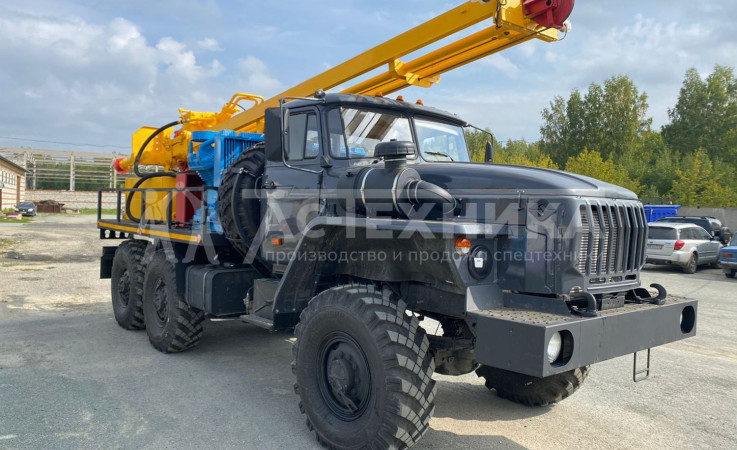 Буровая установка УРБ-2А2У на шасси Урал 4320-60E5