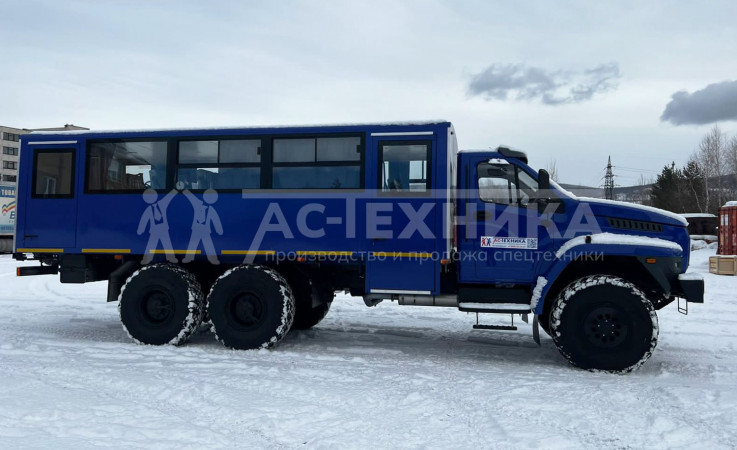 Вахтовый автобус Урал NEXT 3255-73Е5 (28 мест) (Евро-5)