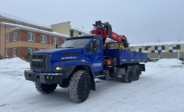 Автомобиль бортовой с КМУ ИТ-200 на шасси Урал NEXT 4320-72Е5Г38 (Евро-5)